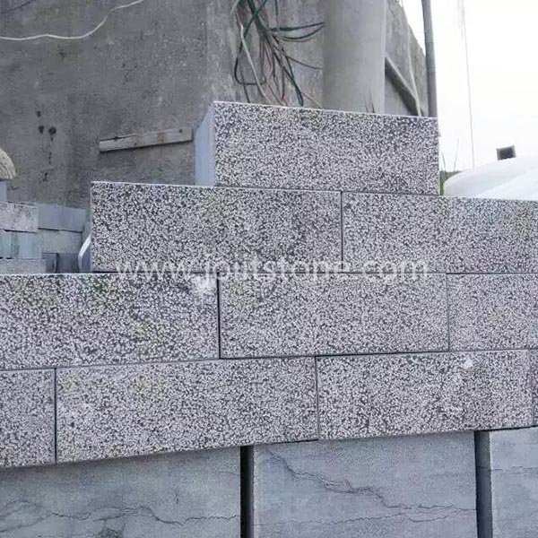 CS014 Bush Hammered Surface, Sawn Cut Edge Bluestone Pavers
